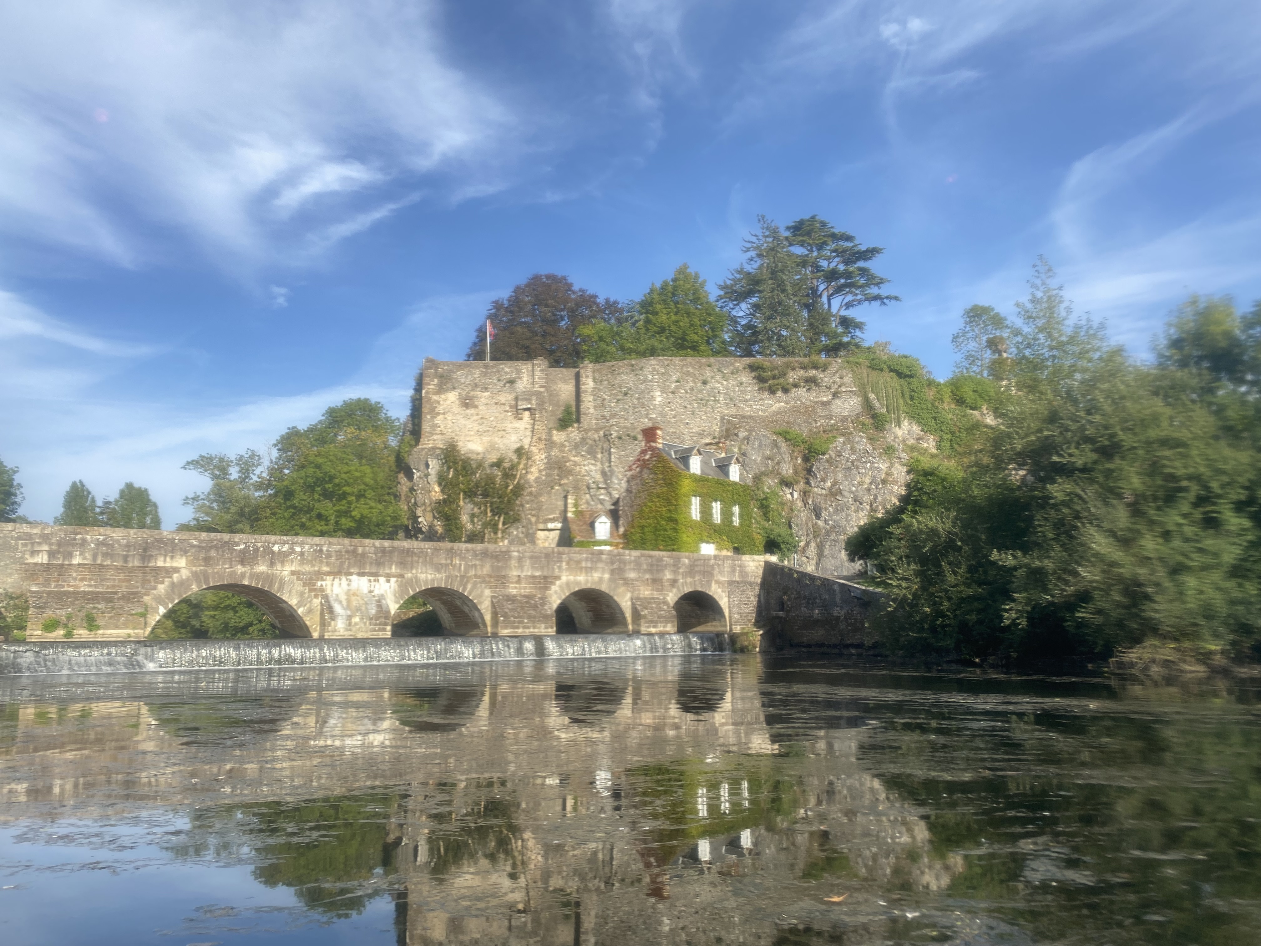 Image slide 19