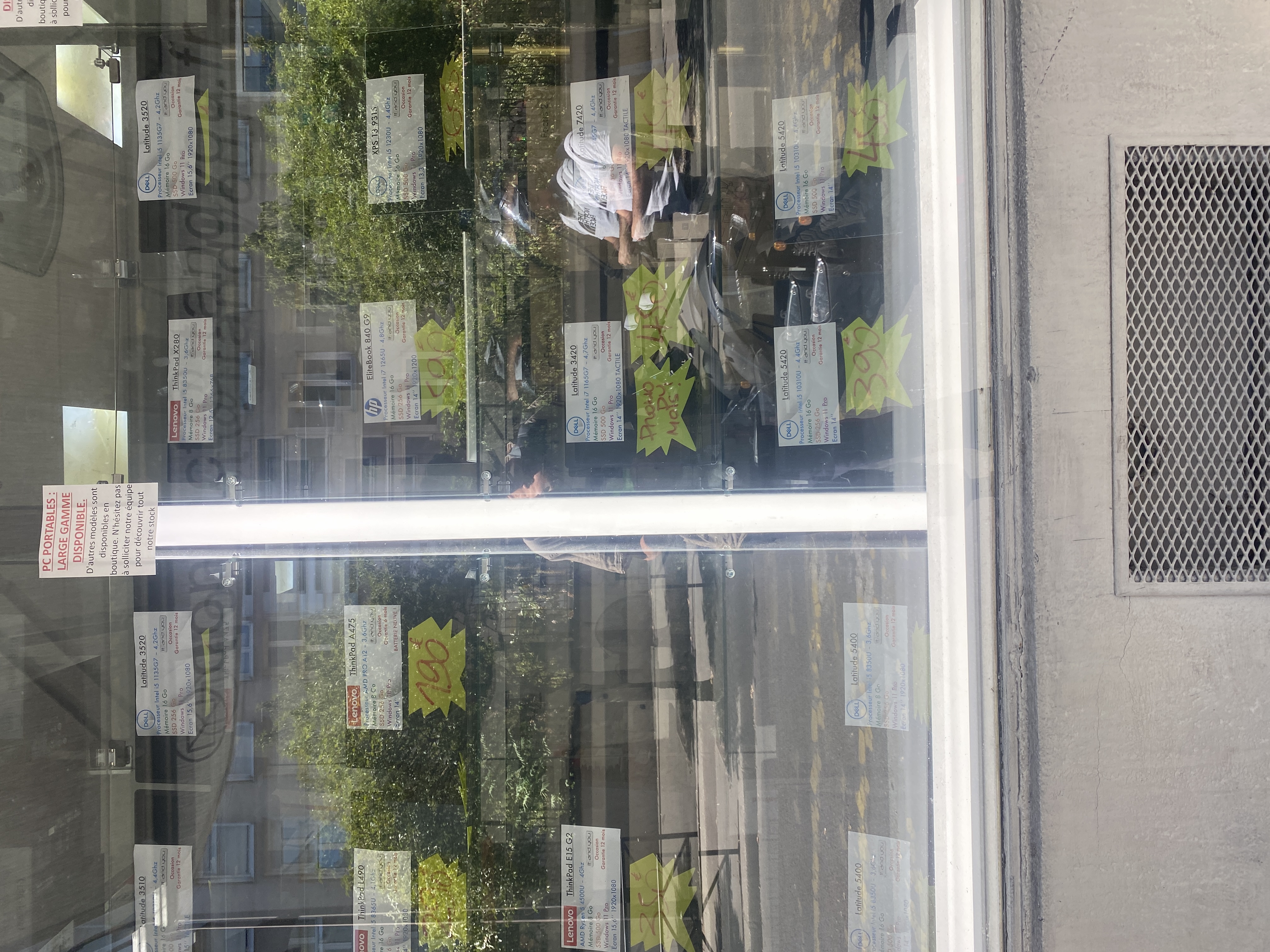Image slide 1