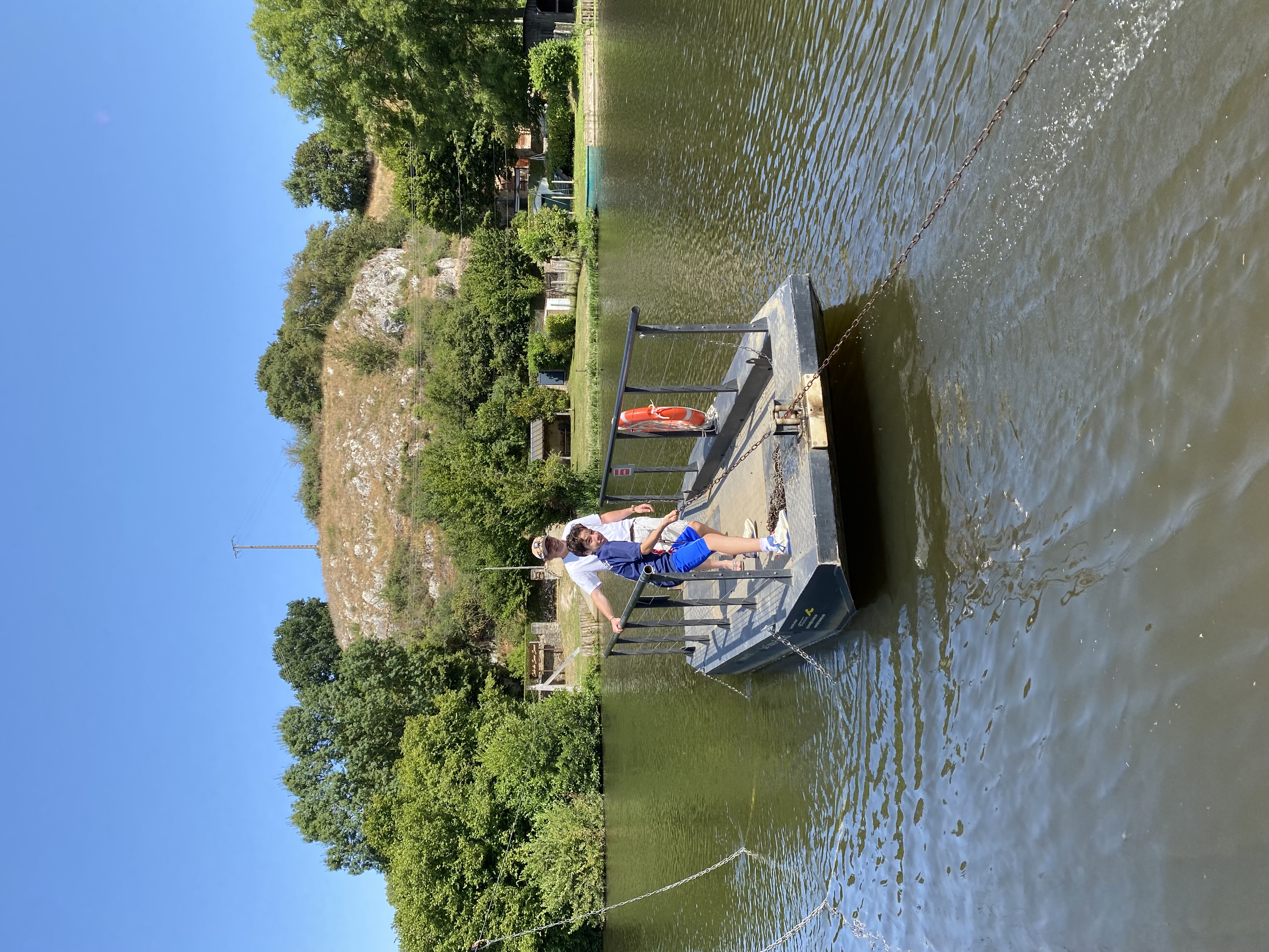 Image slide 10